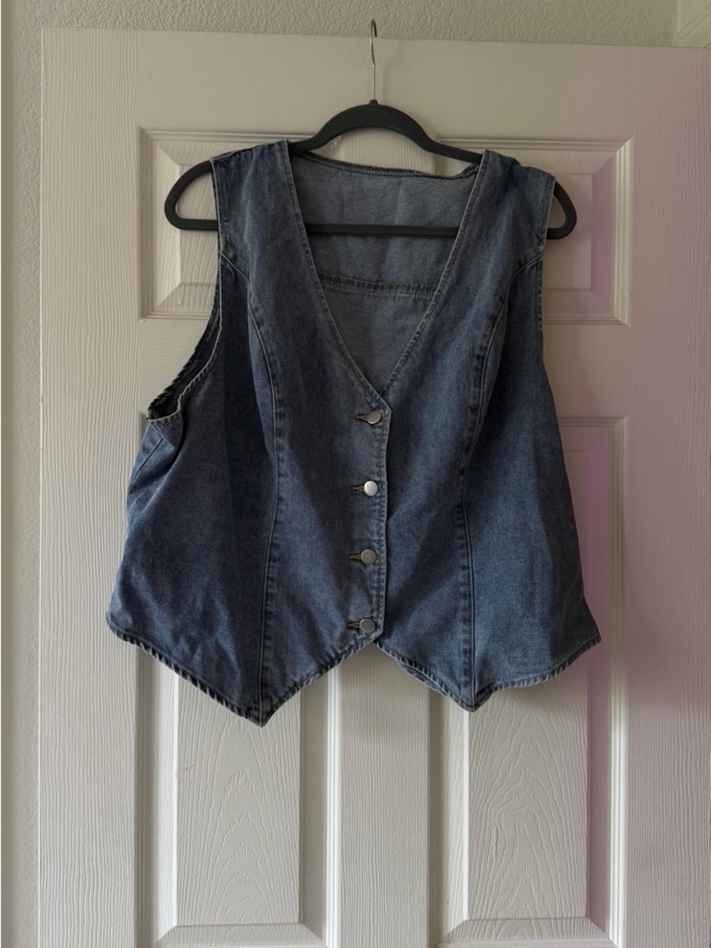 Women’s SHEIN Blue Denim Button-Front Camisole Vest